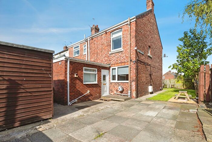 2 Bedroom End Of Terrace House For Sale In Thomas Street, Langley Park, Durham, DH7