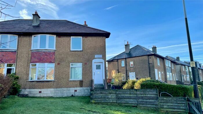 3 Bedroom Flat To Rent In Oxgangs Terrace, Edinburgh, EH13