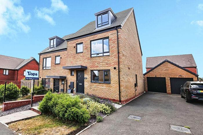 4 Bedroom Town House For Sale In Doppler Road, Malvern, WR14