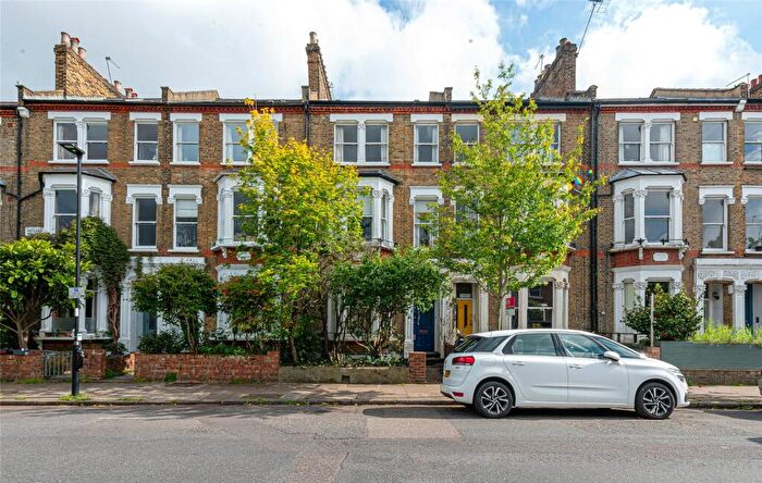 4 Bedroom House For Sale In Mercers Road, Tufnell Park, London, N19