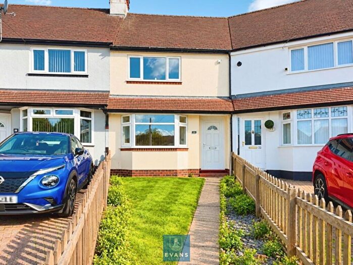 3 Bedroom Terraced House For Sale In Farm Close, Keresley, Coventry, CV6