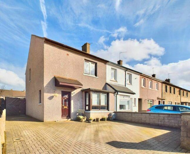 2 Bedroom End Of Terrace House For Sale In Gairnshiel Avenue, Aberdeen, AB16