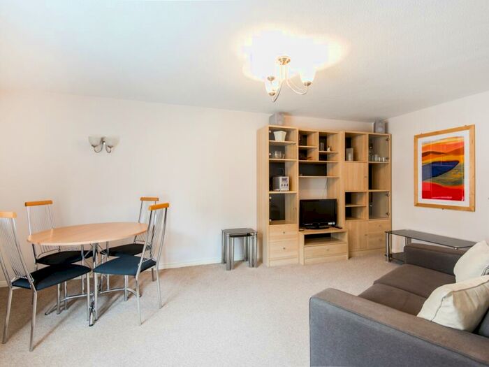 1 Bedroom Apartment To Rent In Folly Bridge Court, Oxford, OX1