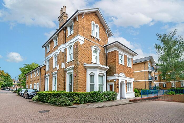 1 Bedroom Flat For Sale In Hill House Mews, Bromley, BR2