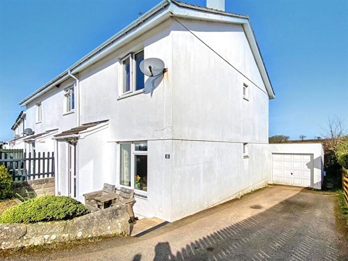 2 Bedroom Semi Detached House For Sale In Delightful Semi-Detached Home, Goldsithney, TR20