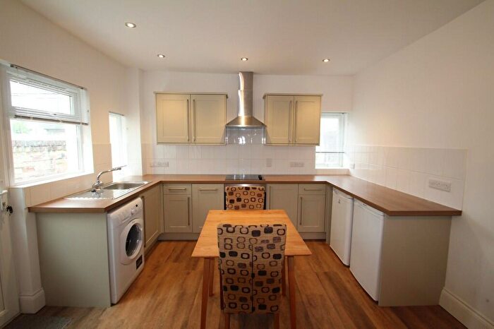 2 Bedroom Flat To Rent In Ladysmith Road, Plymouth, PL4