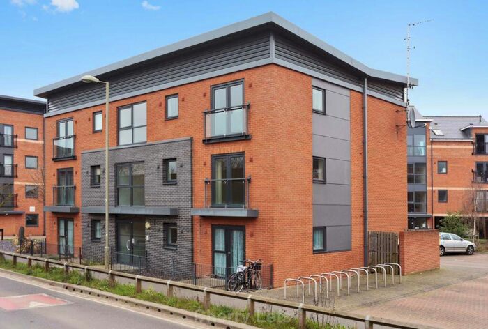 2 Bedroom Apartment To Rent In Marshall Road, Banbury, OX16