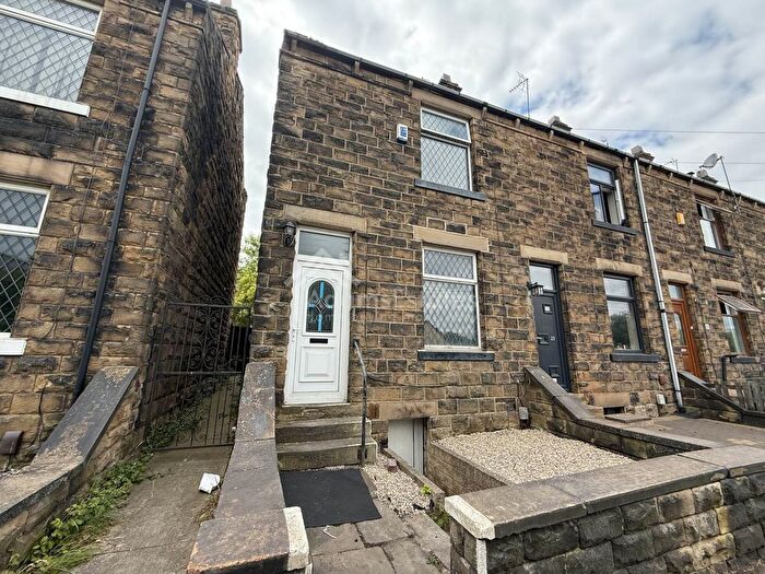 3 Bedroom Terraced House To Rent In Kimberley Street, Dewsbury, WF12