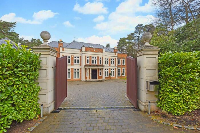 6 Bedroom Detached House To Rent In St Georges Hill, Weybridge, Surrey, KT13