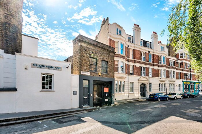 3 Bedroom End Terrace House For Sale In Causton Street, London, SW1P