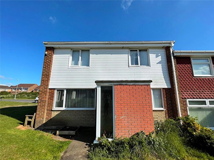 4 Bedroom End Of Terrace House For Sale In Rydal Close, Durham, County Durham, DH7