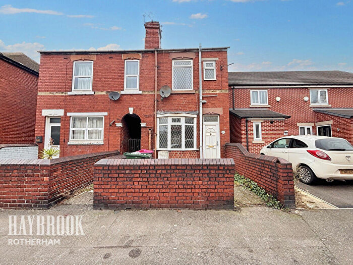 2 Bedroom Semi-Detached House For Sale In South Street, Rawmarsh, S62