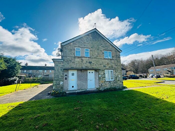 1 Bedroom Flat To Rent In Bondgate, Harewood, Leeds, LS17