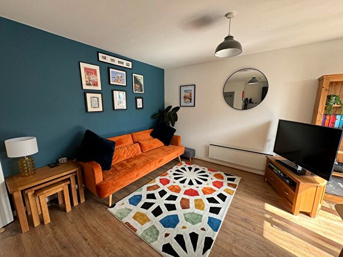 1 Bedroom Flat To Rent In Hessel Street, Salford, M50