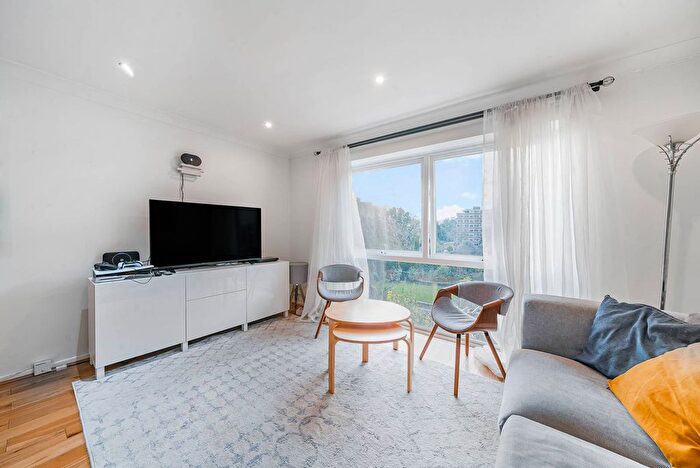 4 Bedroom Property To Rent In Westleigh Avenue, Putney, London, SW15