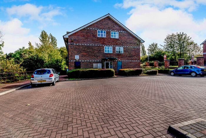 1 Bedroom Flat To Rent In Sherringham House, Washington, NE38