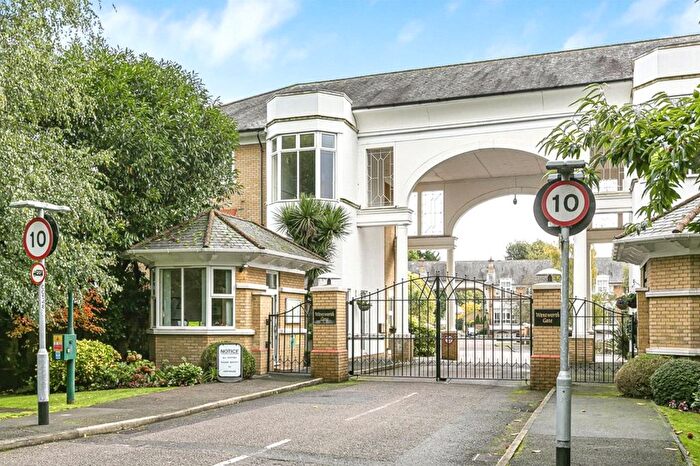 2 Bedroom Flat To Rent In St. Davids Drive, Englefield Green, Egham, Surrey, TW20