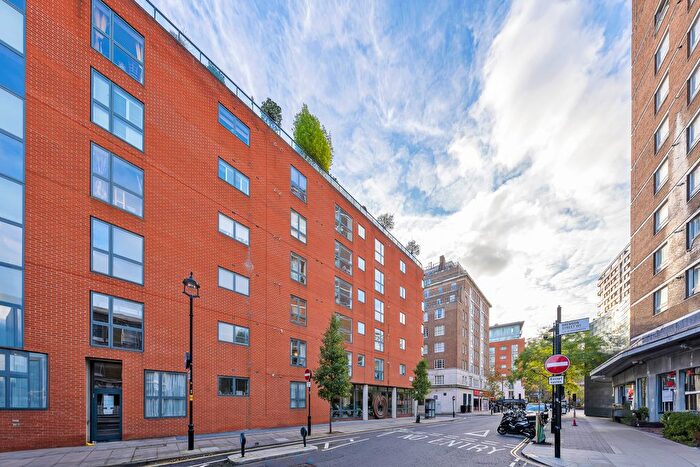 3 Bedroom Flat To Rent In Harrowby Street, London, W1H