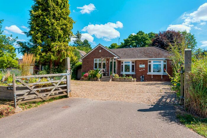 4 Bedroom Detached House For Sale In Pea Lane, Northchurch, Berkhamsted, HP4