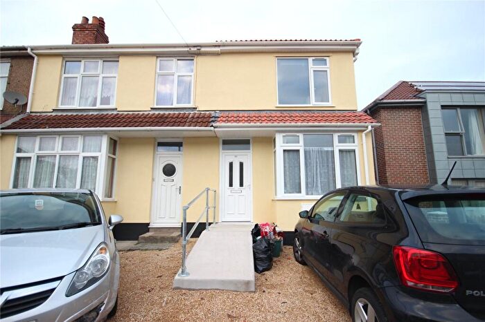 4 Bedroom End Of Terrace House To Rent In Toronto Road, Horfield, Bristol, BS7