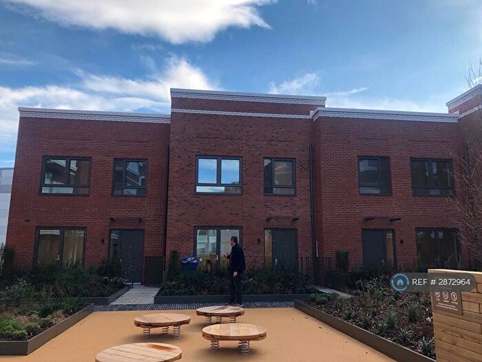 3 Bedroom Flat To Rent In Burrell House, London, SE28