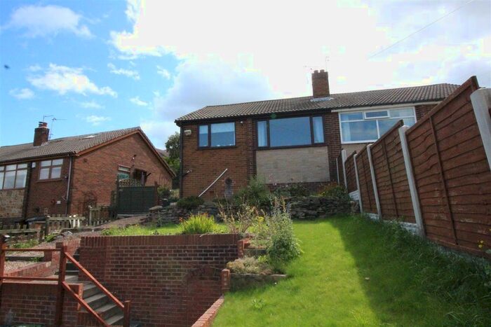 1 Bedroom Semi-Detached Bungalow To Rent In Kilpin Hill Lane, Dewsbury, WF13