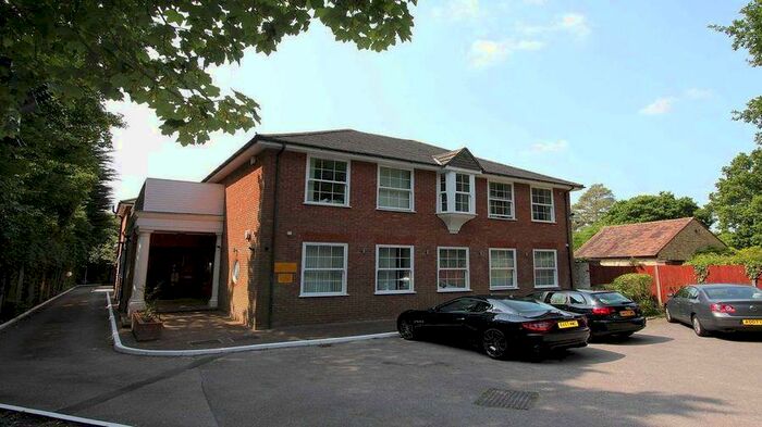 1 Bedroom Apartment To Rent In Christmas Lane, Farnham Common, SL2