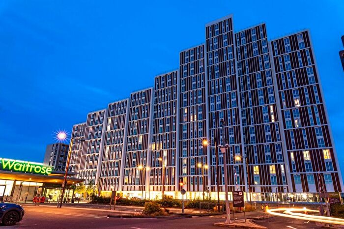 2 Bedroom Flat To Rent In Winchester House, Bond Way, Bracknell, RG12