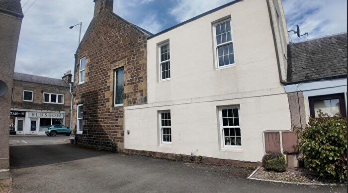 4 Bedroom Property For Sale In High Street, Leslie, KY6