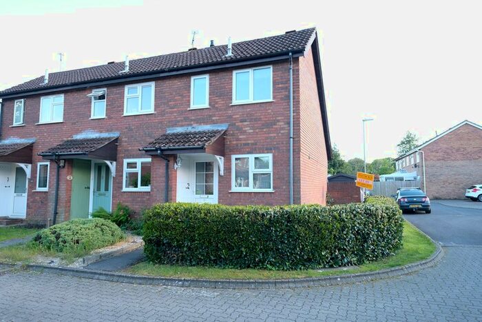 1 Bedroom End Of Terrace House To Rent In Acorn Close, Southampton, SO40
