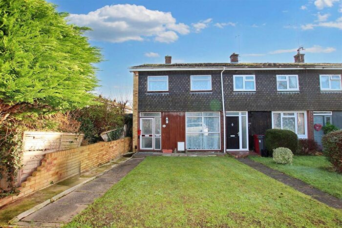 3 Bedroom End Of Terrace House To Rent In Corwen Road, Tilehurst, Reading, RG30