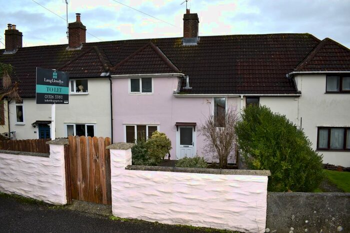 2 Bedroom Terraced House To Rent In Meadowside Road, Falmouth, TR11