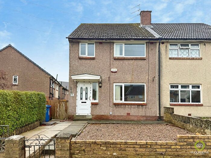 3 Bedroom Semi Detached House For Sale In Douglas Grove, Darwen, BB3