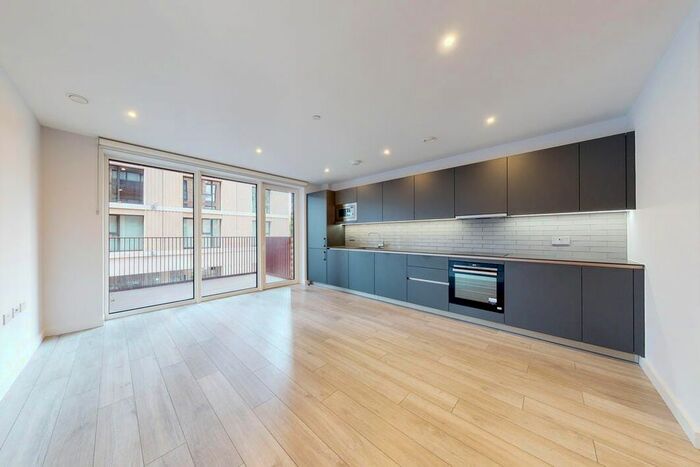 1 Bedroom Flat To Rent In New Lion Way, London, SE17