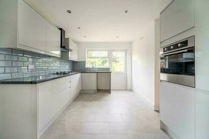 4 Bedroom House To Rent In Knox Road, Forest Gate, E7