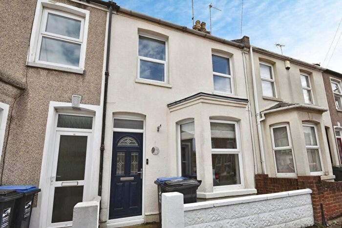 2 Bedroom Terraced House For Sale In Gladstone Road, Margate, CT9