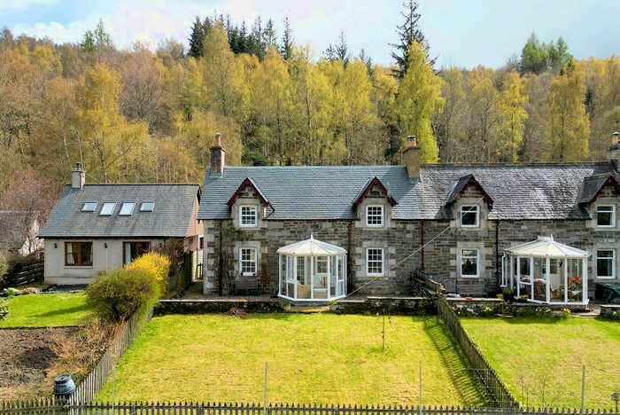 3 Bedroom Semi-Detached House For Sale In Kenmore, Aberfeldy, PH15