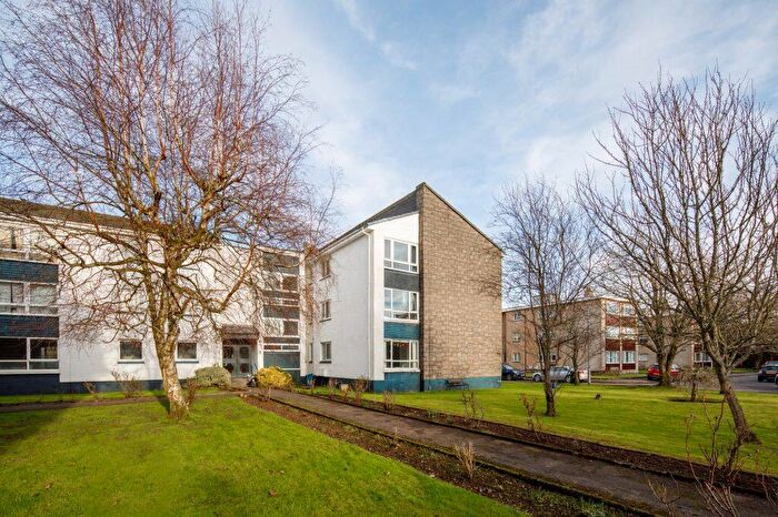 2 Bedroom Flat For Sale In Teviotdale, Kirkvale Court, Newton Mearns, G77