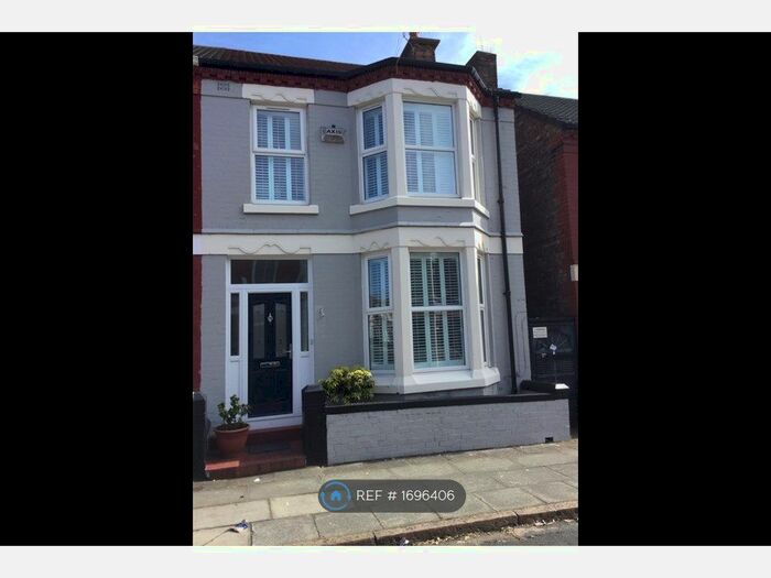 3 Bedroom End Of Terrace House To Rent In Fallowfield Road, Liverpool, L15