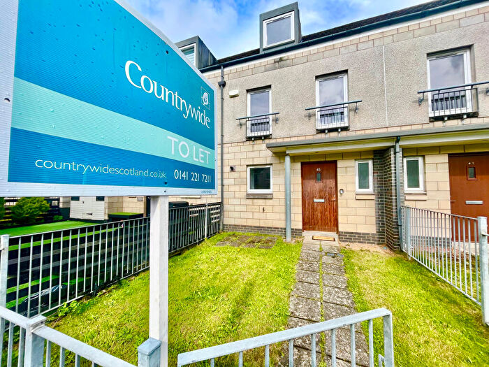 3 Bedroom Town House To Rent In Belvidere Avenue, Glasgow, G31