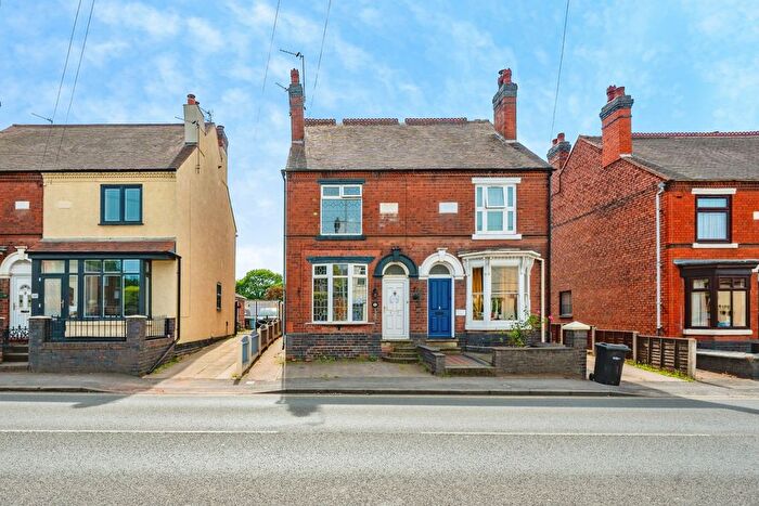 3 Bedroom Semi Detached House For Sale In Walsall Road Great Wyrley, Walsall, WS6