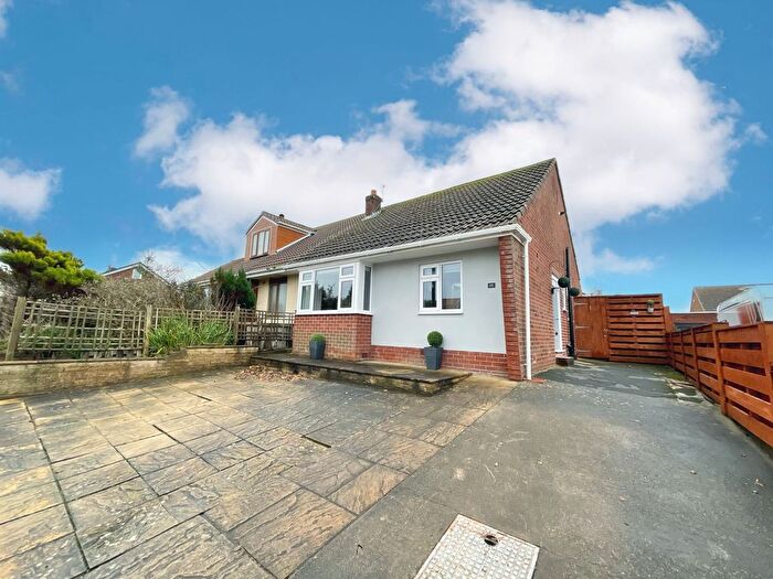 2 Bedroom Bungalow For Sale In Grange Avenue, Thornton, FY5