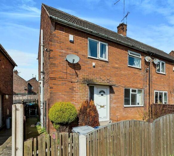 3 Bedroom Semi-Detached House To Rent In George Street, Worsbrough Dale, Barnsley, S70