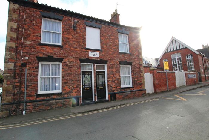 2 Bedroom Property To Rent In Market Hill, Hedon, Hull, HU12
