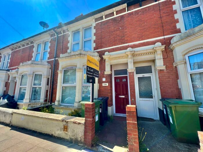 5 Bedroom House To Rent In Orchard Road, Southsea, PO4