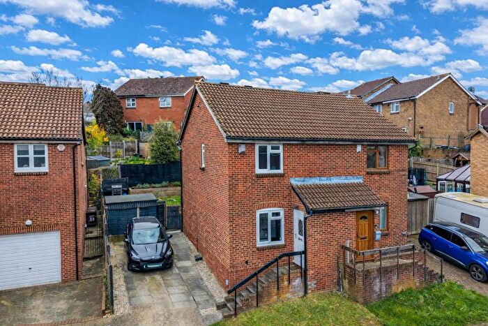 2 Bedroom Semi Detached House For Sale In Burmarsh Close, Chatham, ME5