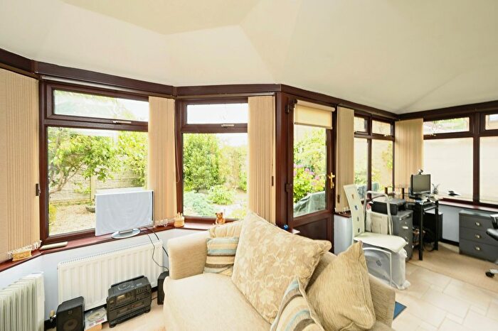 2 Bedroom Bungalow For Sale In Bamburgh Close, Kirkby-In-Ashfield, Nottingham, Nottinghamshire, NG17