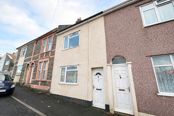 2 Bedroom Property To Rent In Rose Green Road, Bristol, BS5