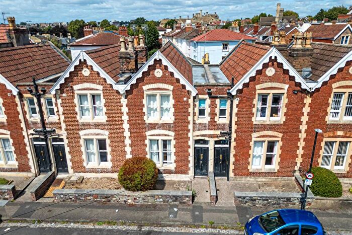 4 Bedroom Terraced House For Sale In Family Home / Hmo | Kingsdown, BS2
