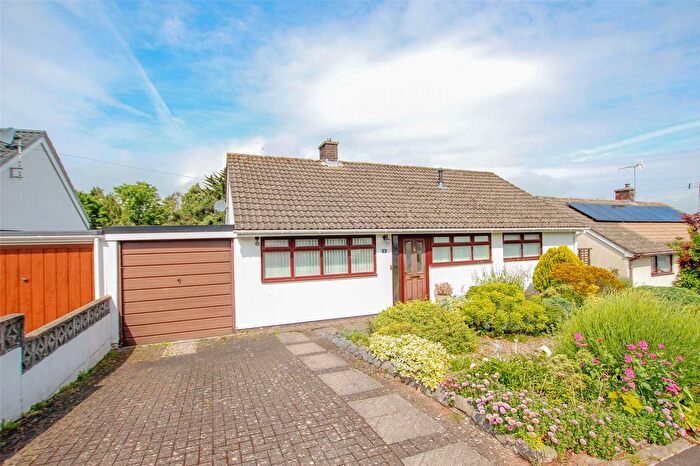 2 Bedroom Bungalow For Sale In Woodborough Drive, Winscombe, Somerset, BS25